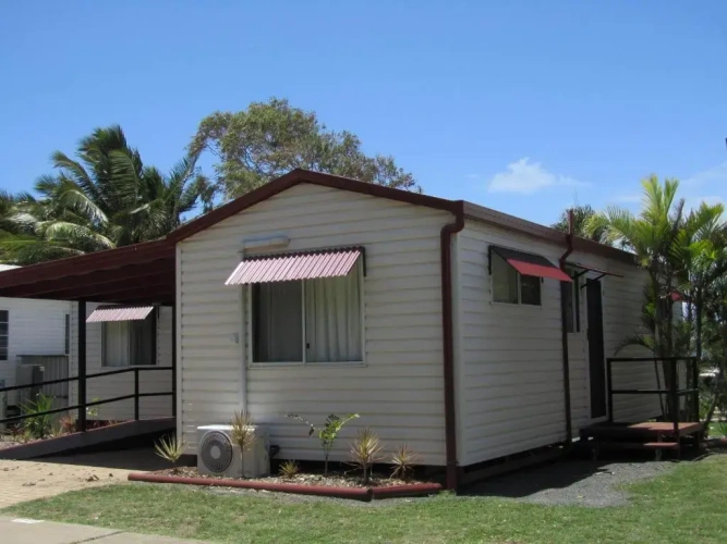 2 Bedrooms Cottage