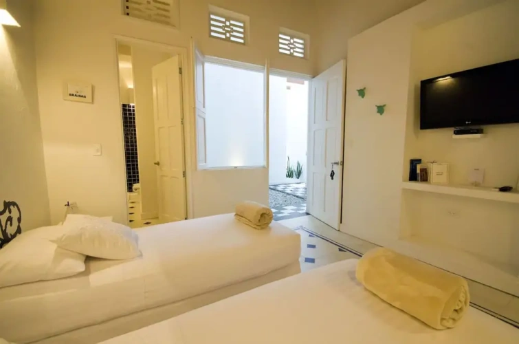 Classic Twin room
