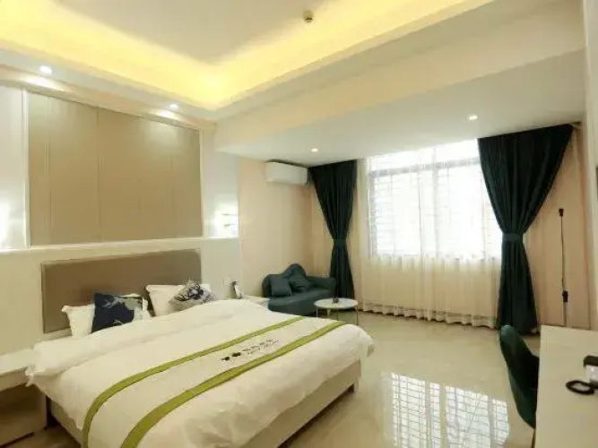 Jun  Yi  Hotel