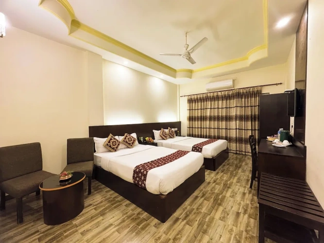 Deluxe Suite