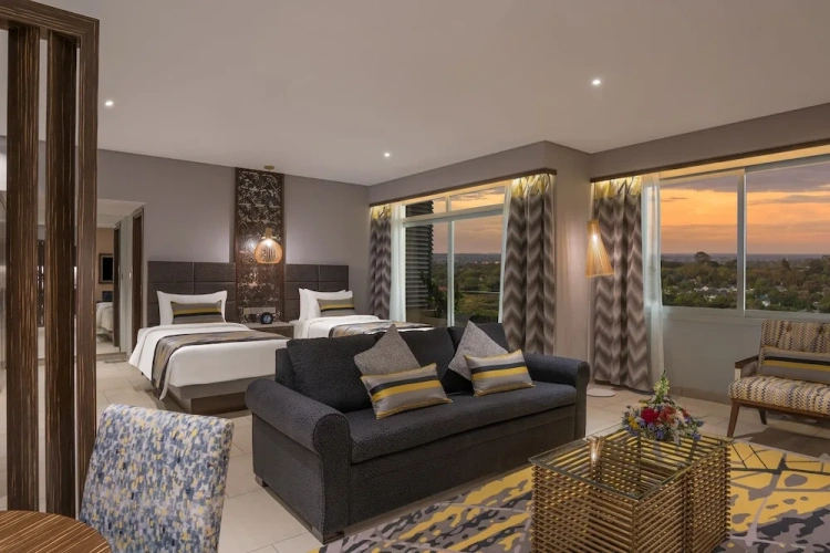 Executive Twin Suite with balcony