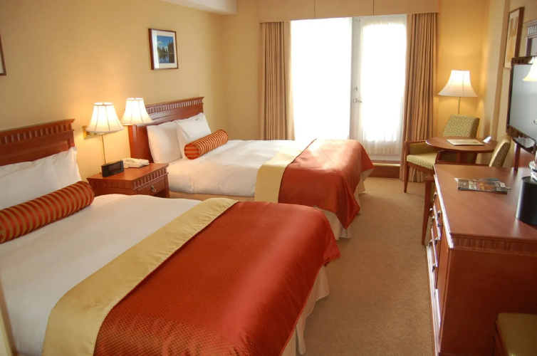 Sun Peaks Lodge