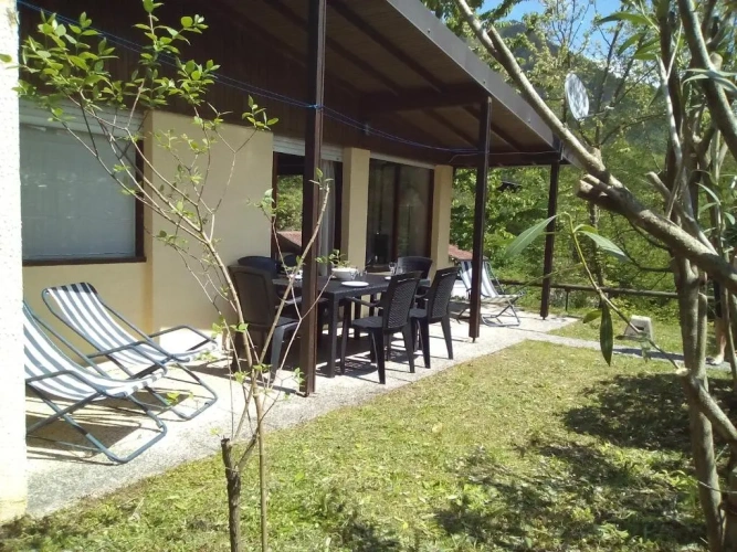 3 Bedrooms Cottage
