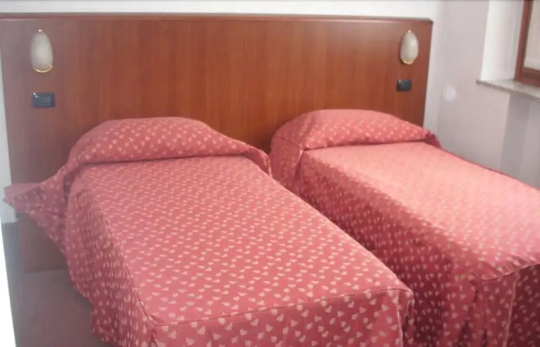 Hotel Fell