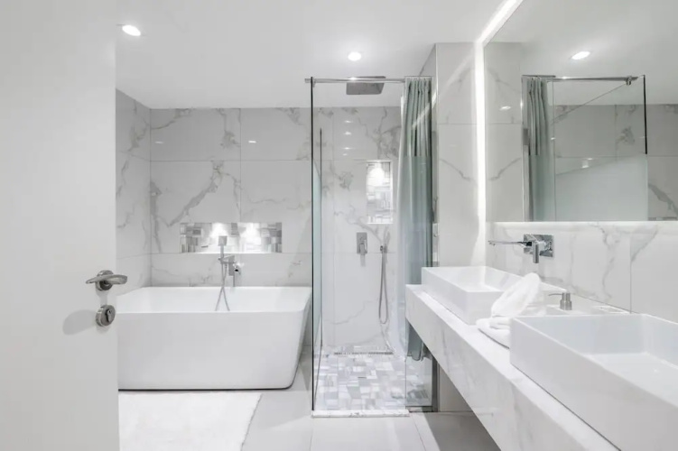 Beachside Bliss - Luxurious 2BR in JBR