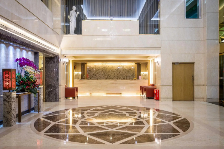 Grand View Hotel
