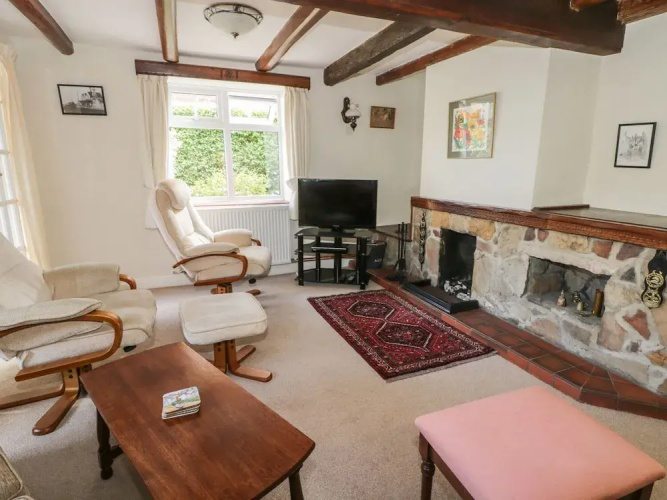 Lyndale Cottage