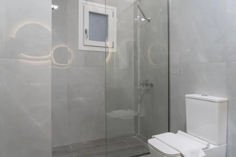 Nisimos Modern Apartment