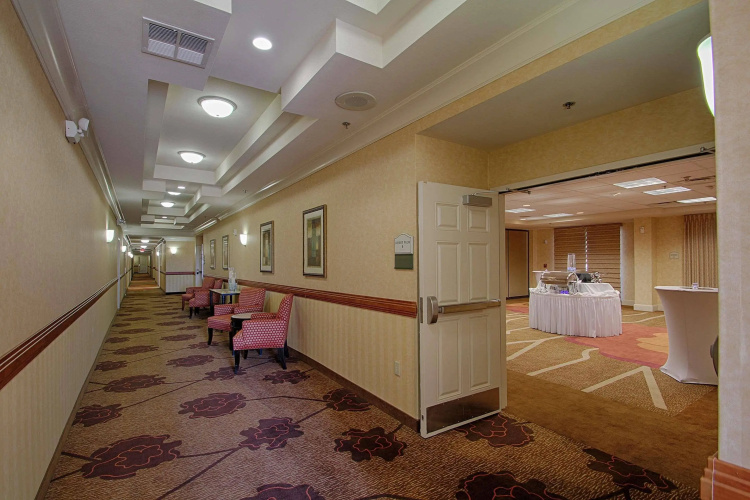 Hilton Garden Inn Las Vegas Strip South photo 18