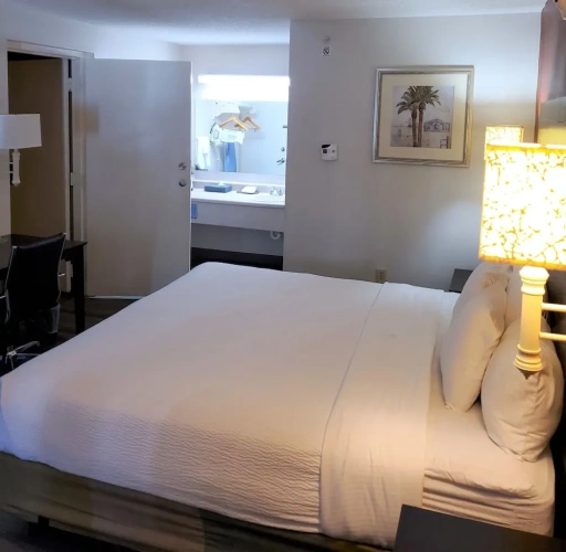 Deluxe Quadruple room