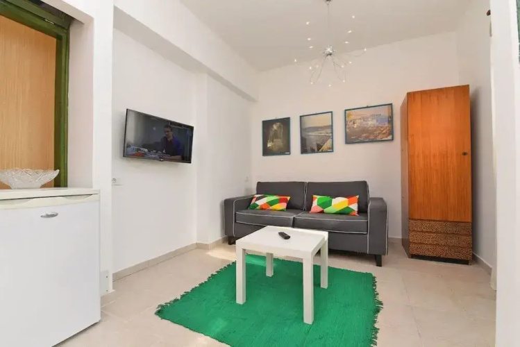 Apartment 1550