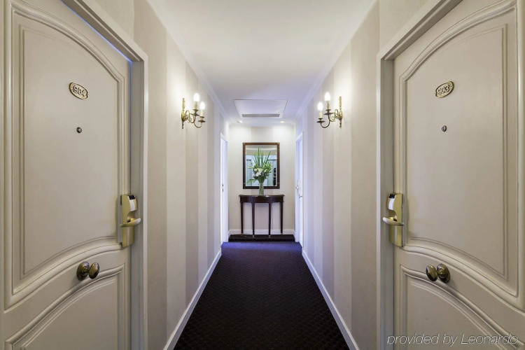 Claridge Hotel photo 18