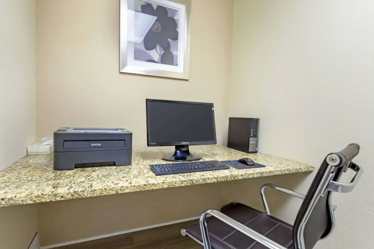 Clarion Pointe Durham Research Triangle Park