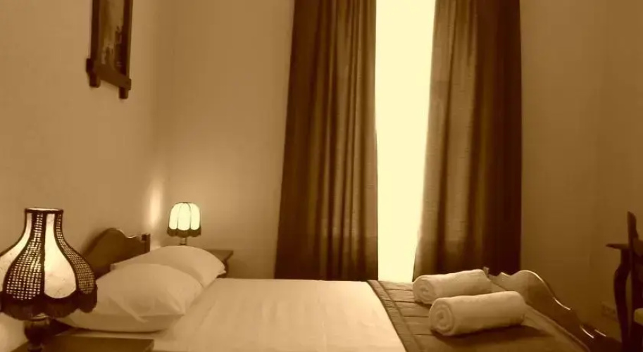 Patefon Rooms
