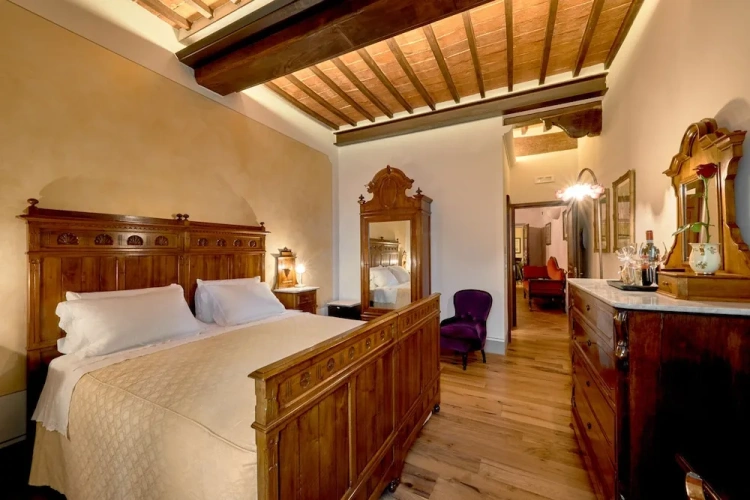Quadruple Family Suite with city view