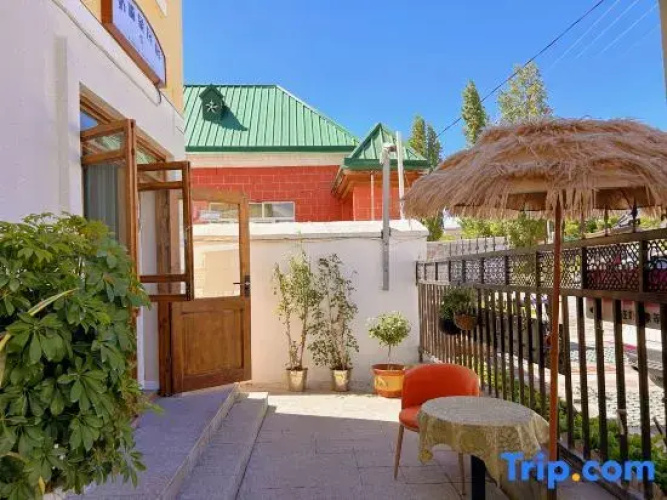 Turks Pacifier Elephant Homestay