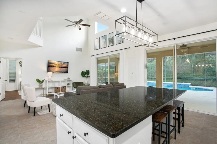 Dazzling 7BR Villa with Pool & Game Room