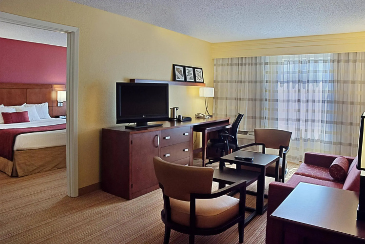 DoubleTree by Hilton Houston Westchase