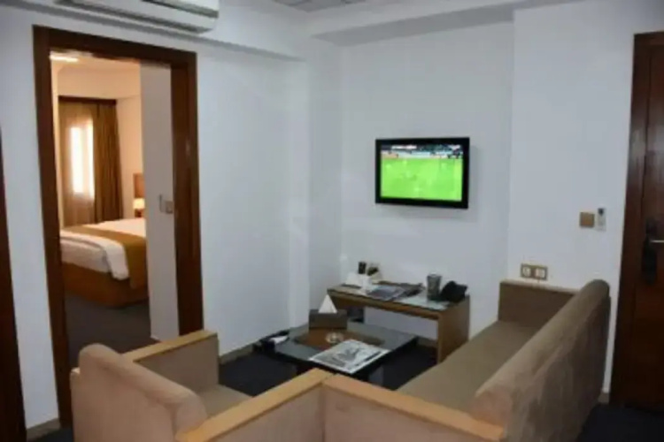 Hayali Suites Hotel