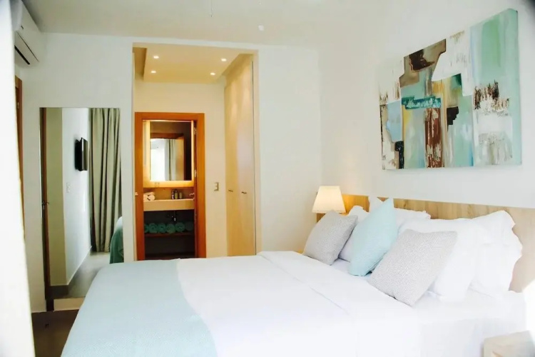 Luxurious Condo Steps From The Beach E1 Los Corales Playa Bavaro