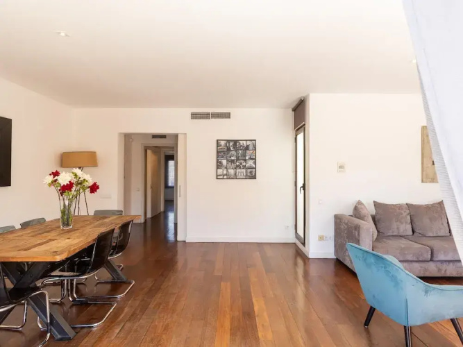Apartamento Tico con Terraza
