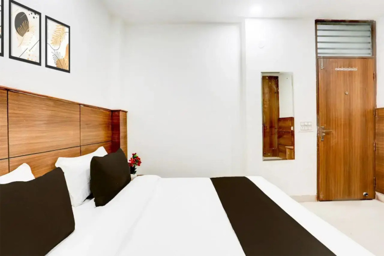 Cyber City Suites