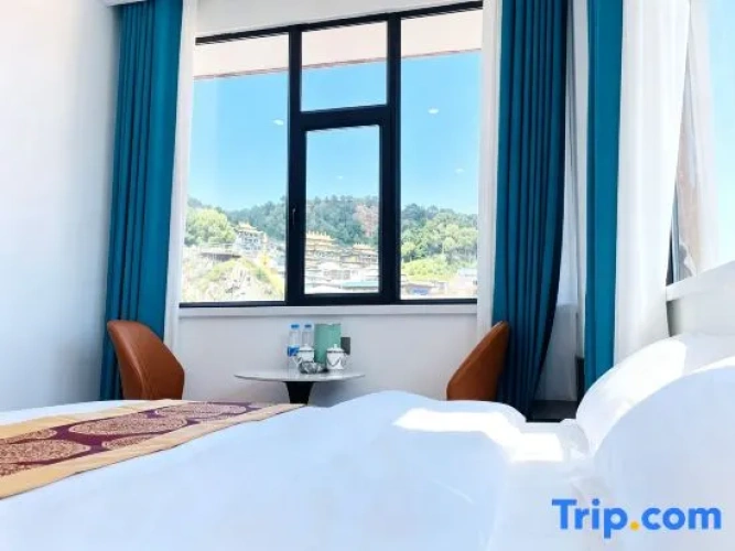 Deluxe Double room with view