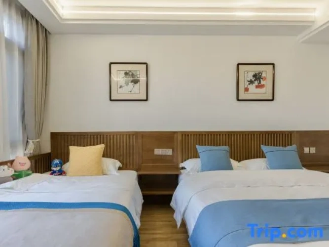Standard Double Family room with balcony