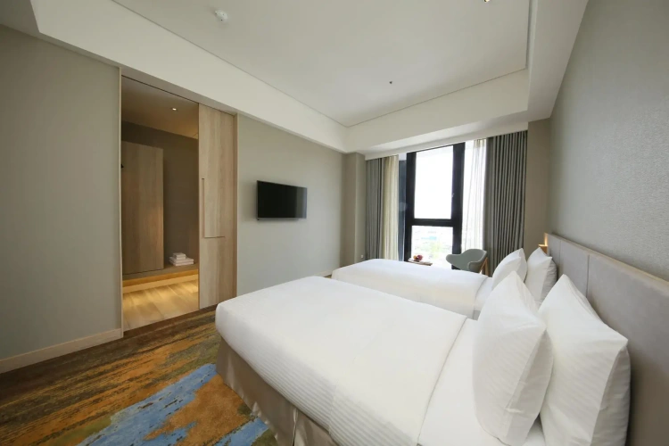 Standard Twin room
