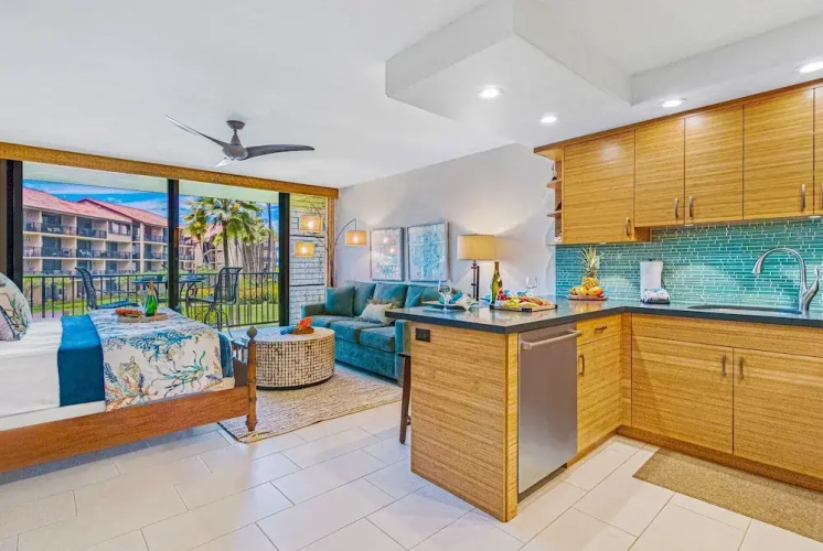 Papakea Oceanview Studio 0 Bedroom Condo by RedAwning