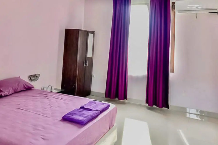 Tiara Guest House RedPartner