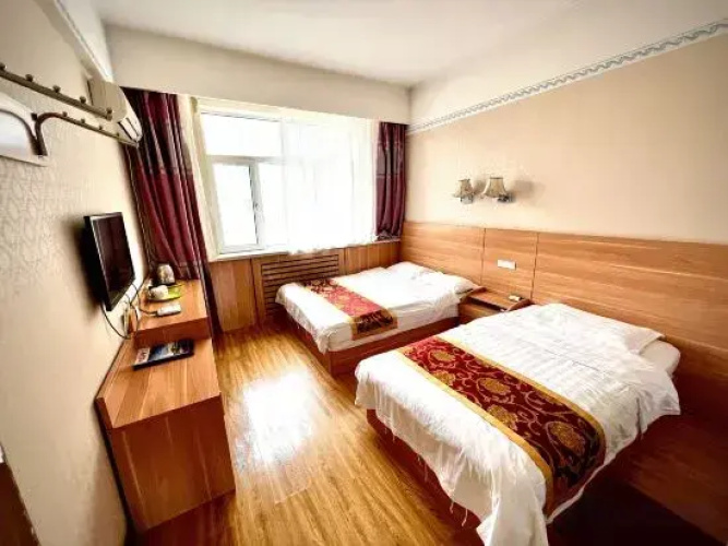 Prairie Pearl Express Hotel