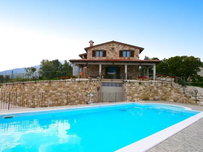 Serene Living in a Stone Villa in Marche