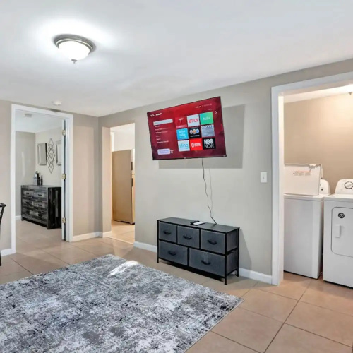 Serene Downtown Clarksville Villa