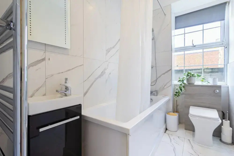 Brighton/2bedroomflat/modern/tv/wifi