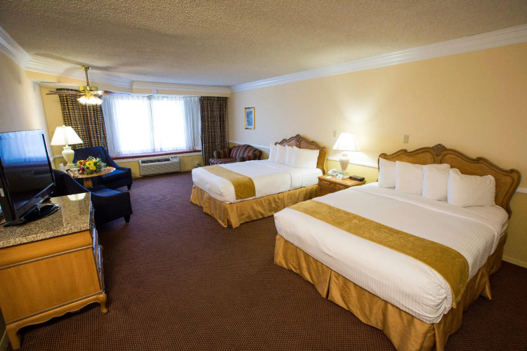 Historic Santa Maria Inn photo 15
