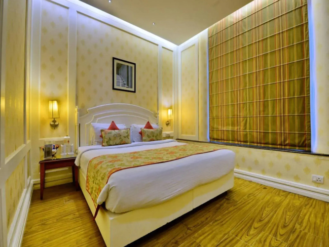 Hotel Bright