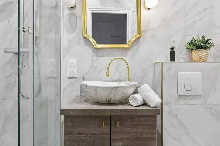 Classy 1BR - Elysee & Madeleine Area