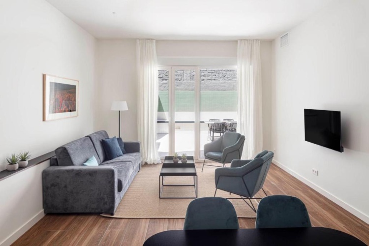 1 Bedroom Apartment