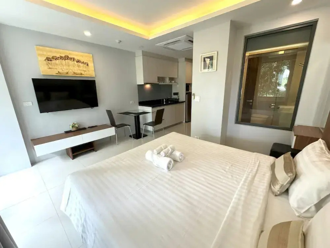 Studio with washer and WiFi in Rawai