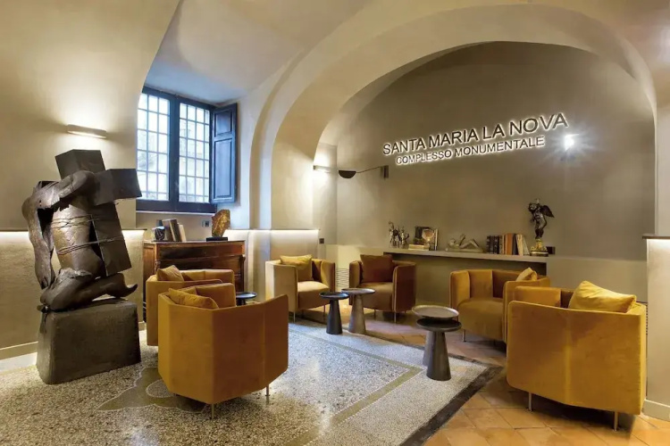 La Nova Bed and Museum