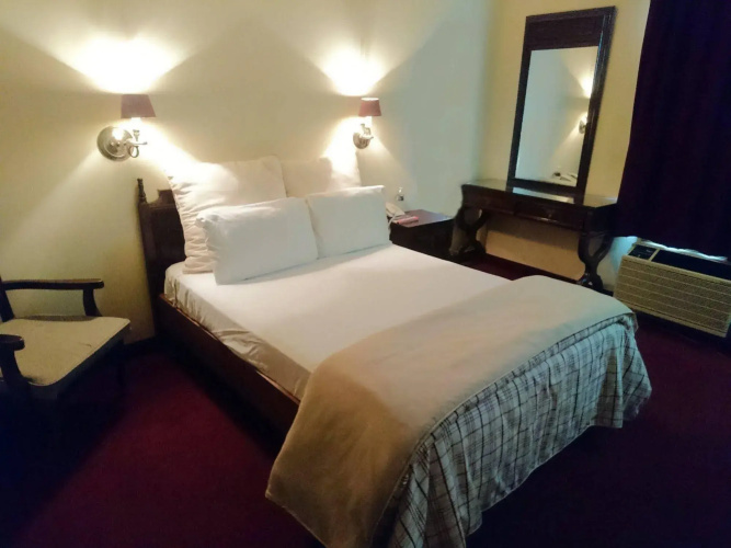 Hotel Royal Inn