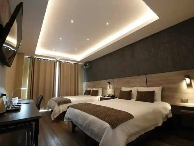 Superior Double room with balcony and with city view