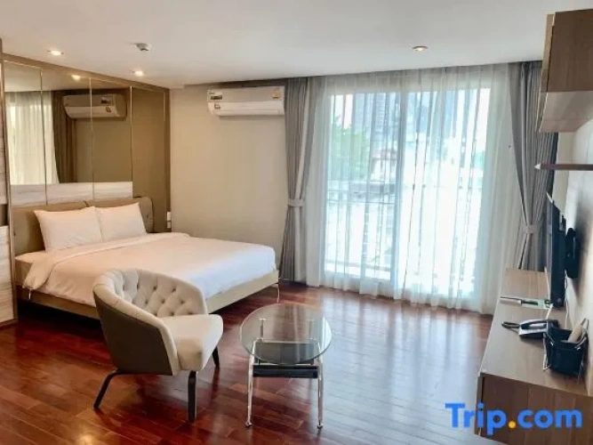 1 Bedroom Suite