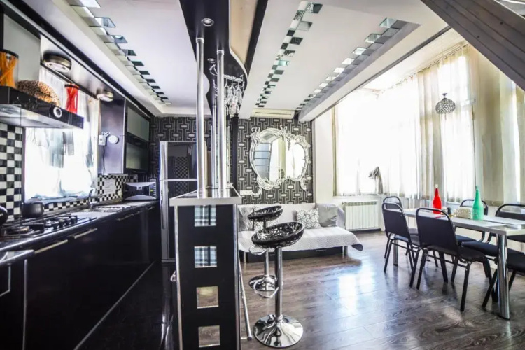 COMFORTABLE APARTMENT in the old TBILISI