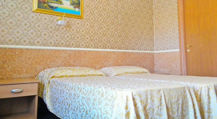 Cristina Rooms