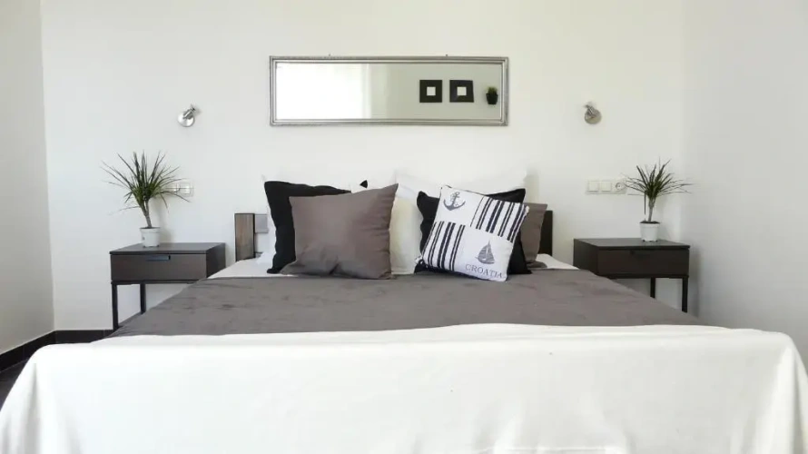 Studio with sea view
