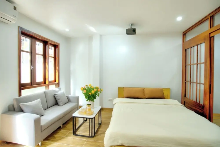 Standard Double room with city view