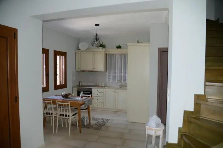 Goddesses Villa 2 in Nies