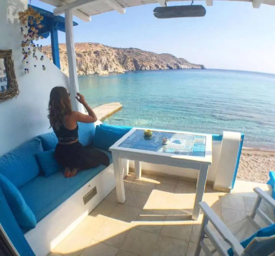 Oneiro Beach Bungalow Studio